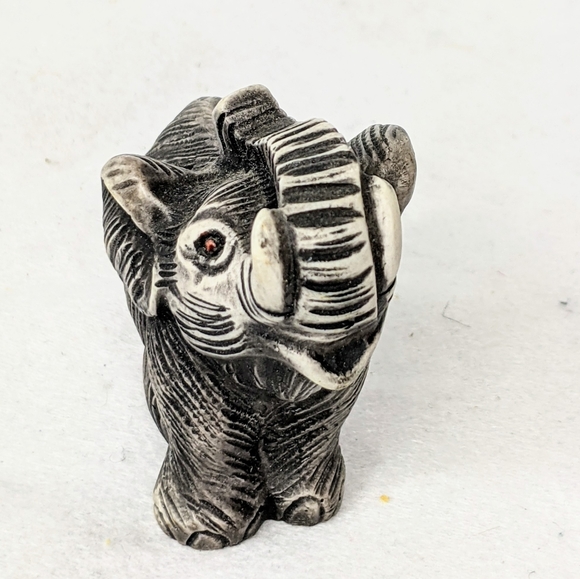 Elephant Figurine Pottery Piece - Picture 4 of 7